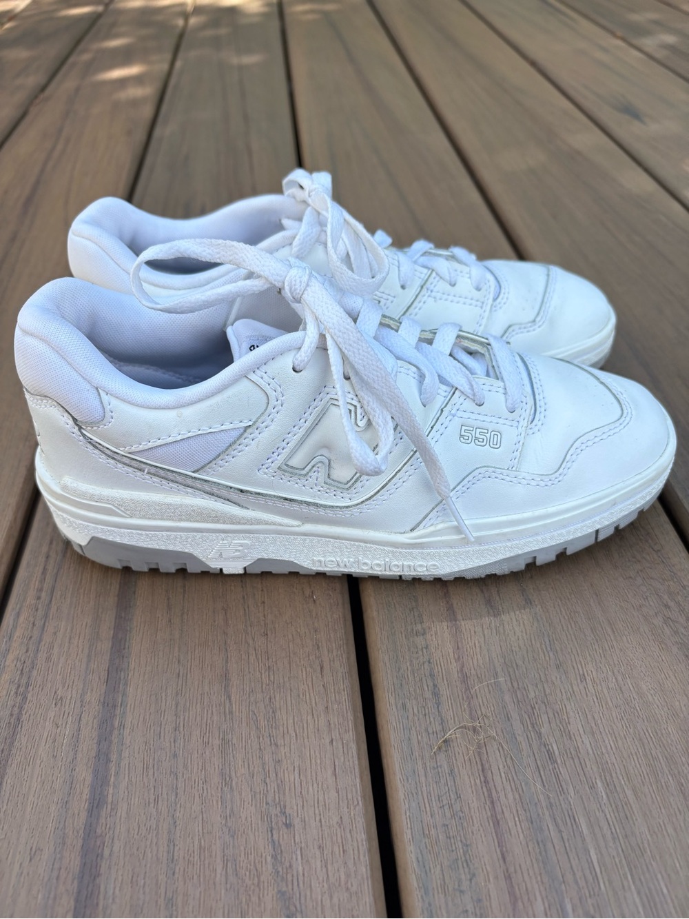 New Balance 550 White Leather Sneakers Women’s 7.5 Big Kids 6Y EU 38.5